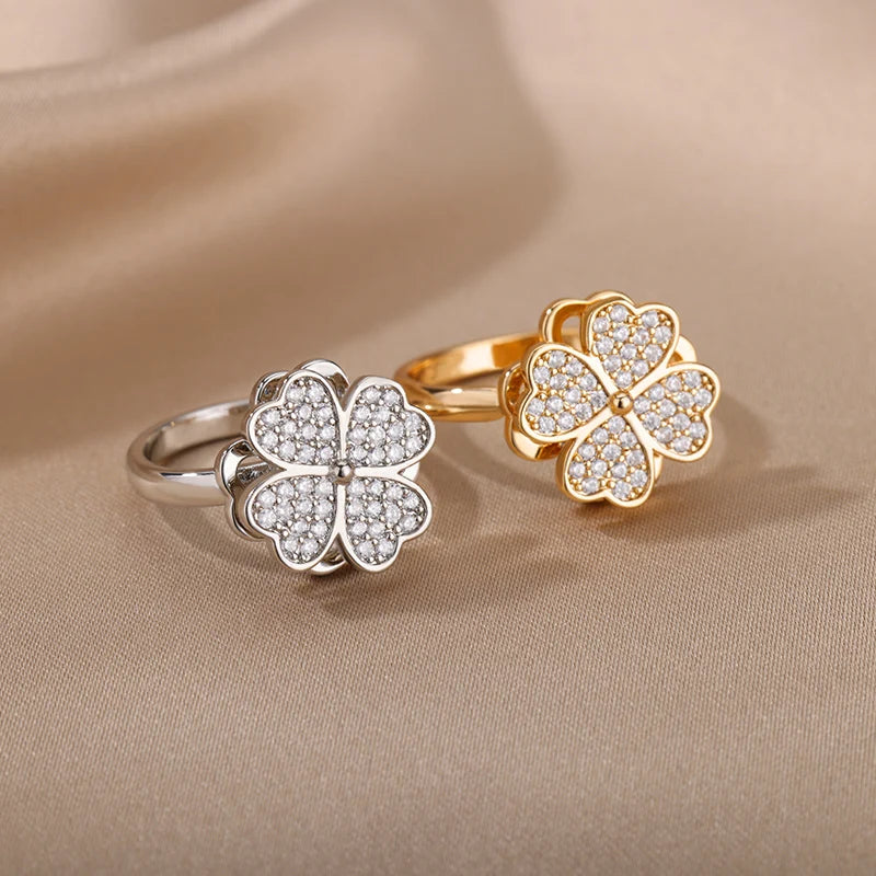 Vera Serenity Clover Spinner Ring