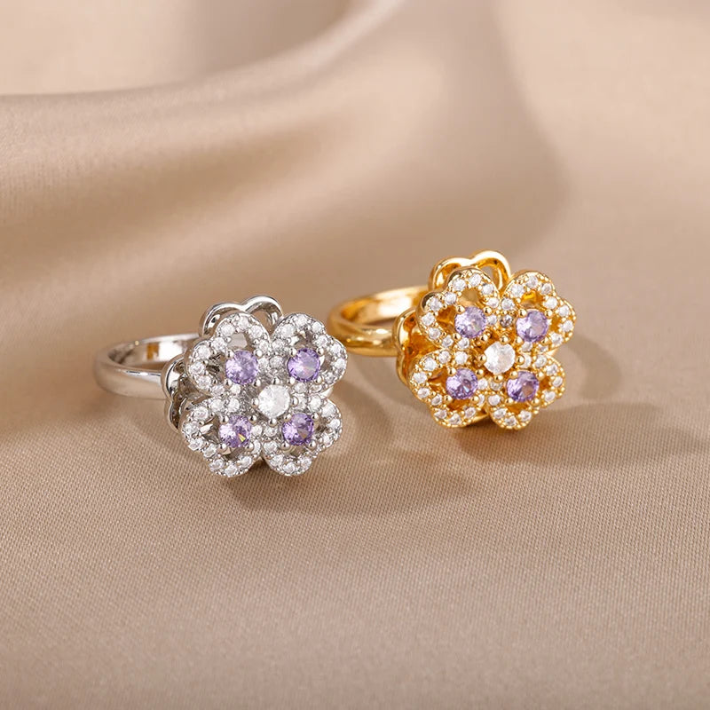 Vera Serenity Clover Spinner Ring