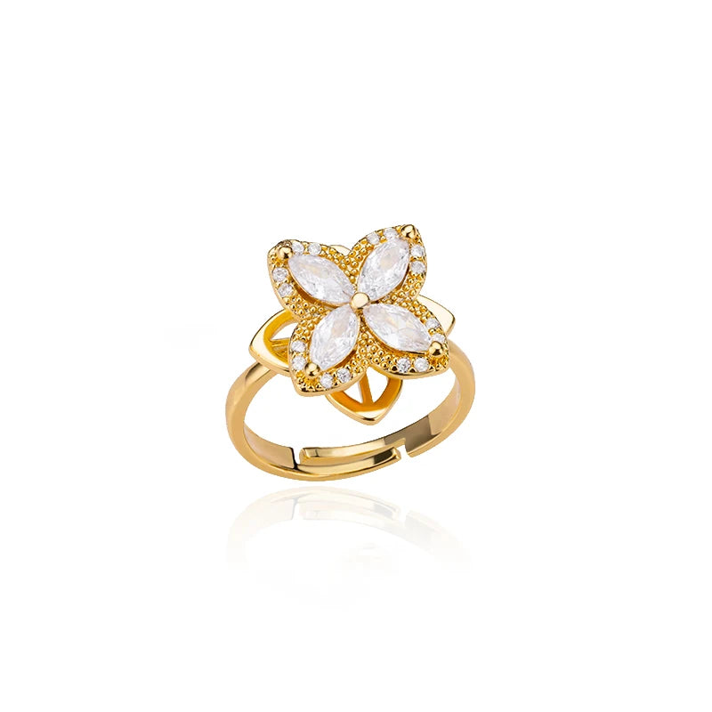 Vera Serenity Clover Spinner Ring