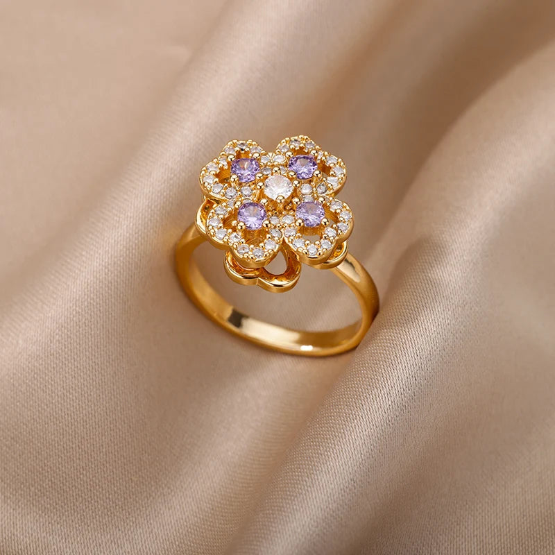 Vera Serenity Clover Spinner Ring